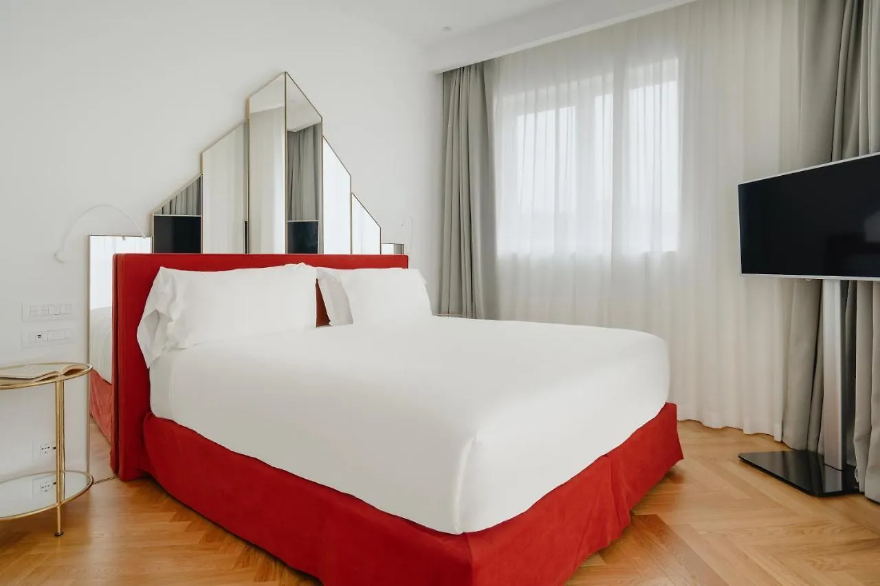 ****  Hotel Morfeo Milan Italy